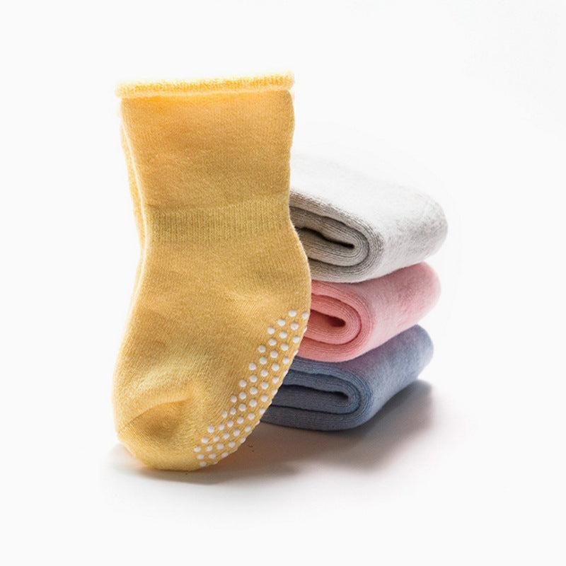 Yellow baby anti-slip socks layout